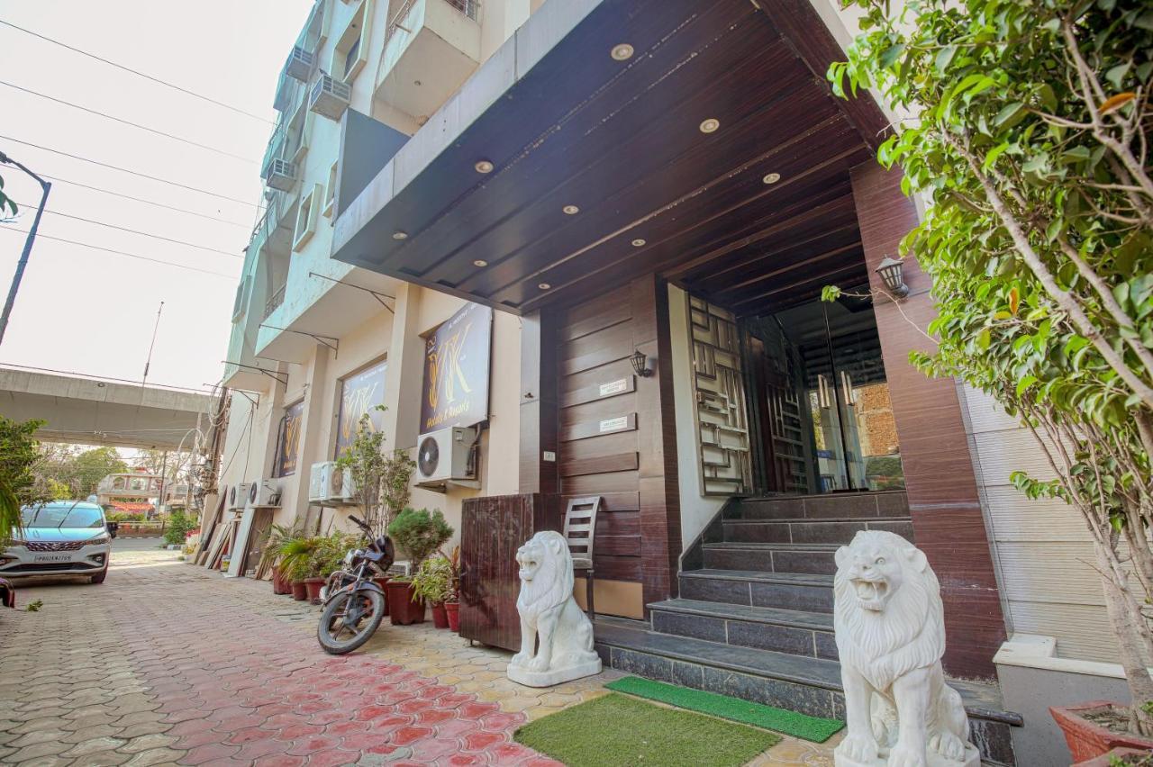 Vk Hotels & Resorts Amritsar Bagian luar foto