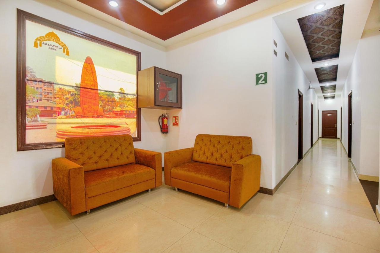 Vk Hotels & Resorts Amritsar Bagian luar foto